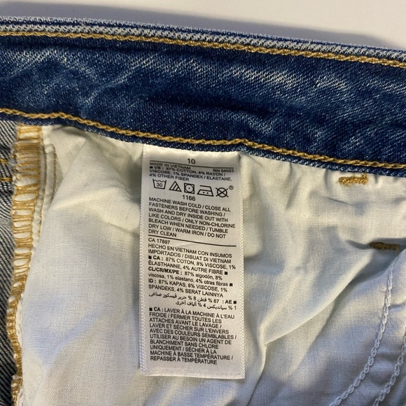 Old Navy Rockstar Midrise Skinny Jeans Size 10 Distressed Denim Pants - Picture 2 of 3